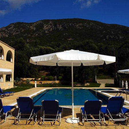 Prasoudopetra Agios Matthaios (Corfu) Exterior foto