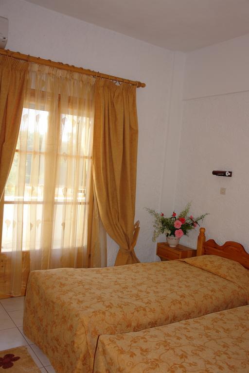 Prasoudopetra Agios Matthaios (Corfu) Quarto foto