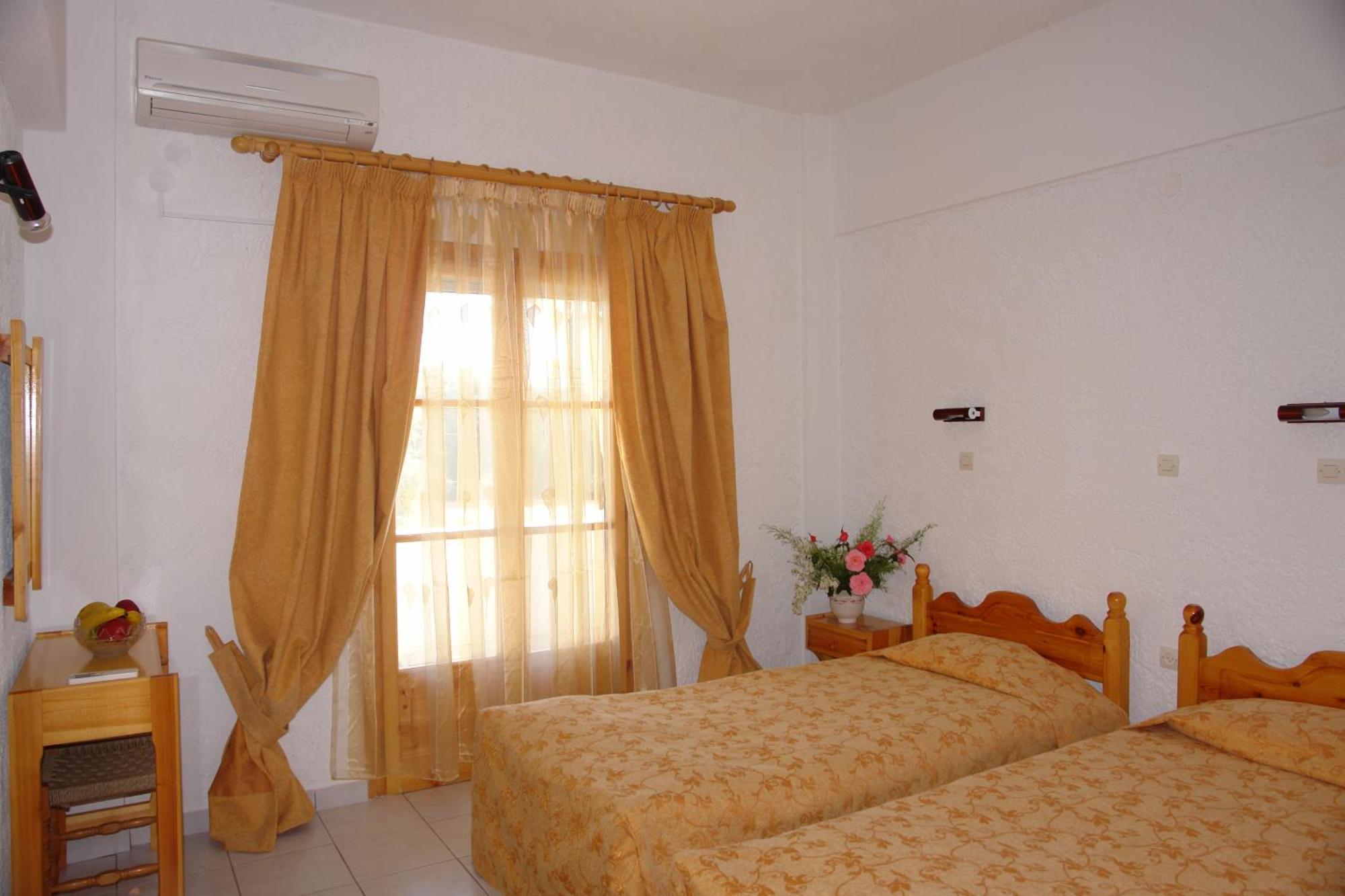 Prasoudopetra Agios Matthaios (Corfu) Exterior foto