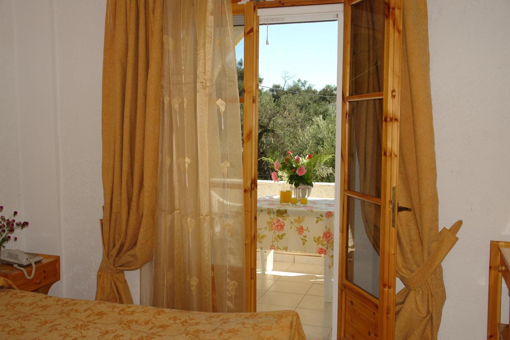 Prasoudopetra Agios Matthaios (Corfu) Exterior foto